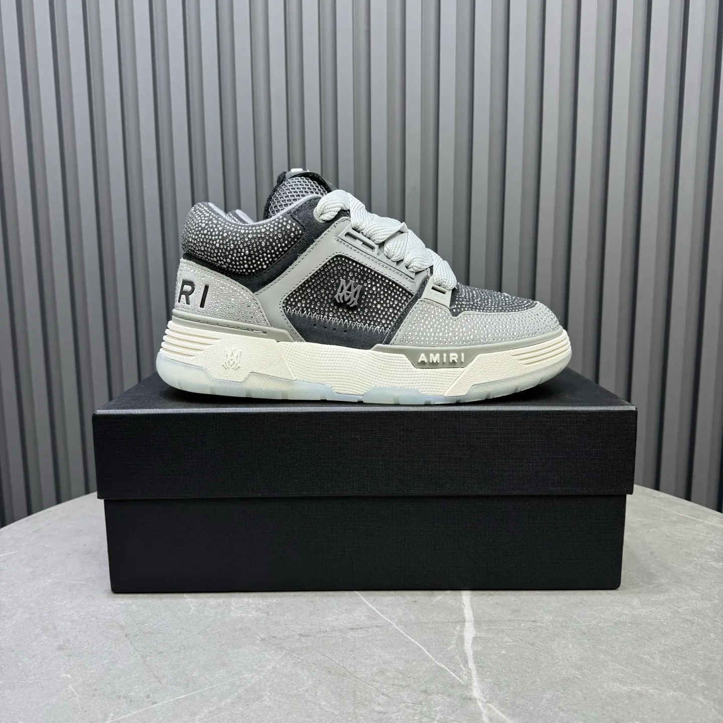 Men's shoes 💰760💰 AMIRI AMIRI fashion brand hot sale 🔥 Available all year round, couples 💑 Official website synchronization Imported fabrics 1⃣️ vs 1⃣️ replica, original factory special original sole, 35-45 (45. non-refundable)